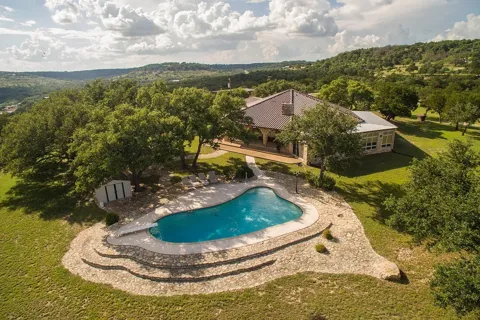 9763 Ranch Road 1623