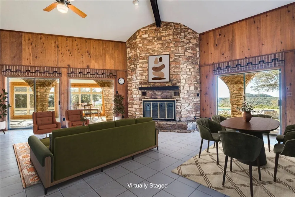 9763 Ranch Road 1623 Blanco, TX 78606