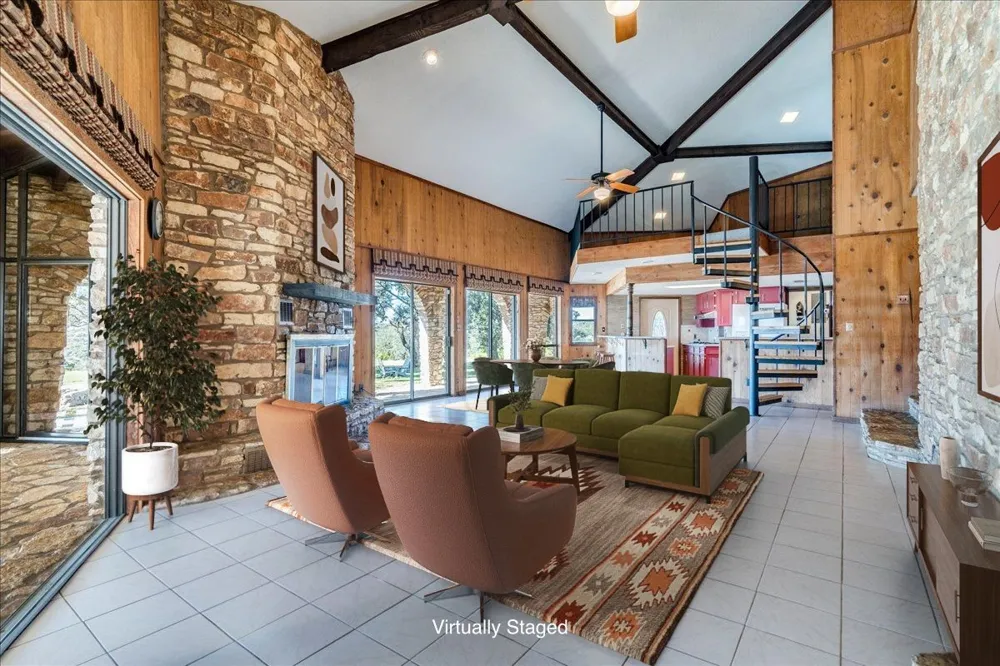 9763 Ranch Road 1623 Blanco, TX 78606