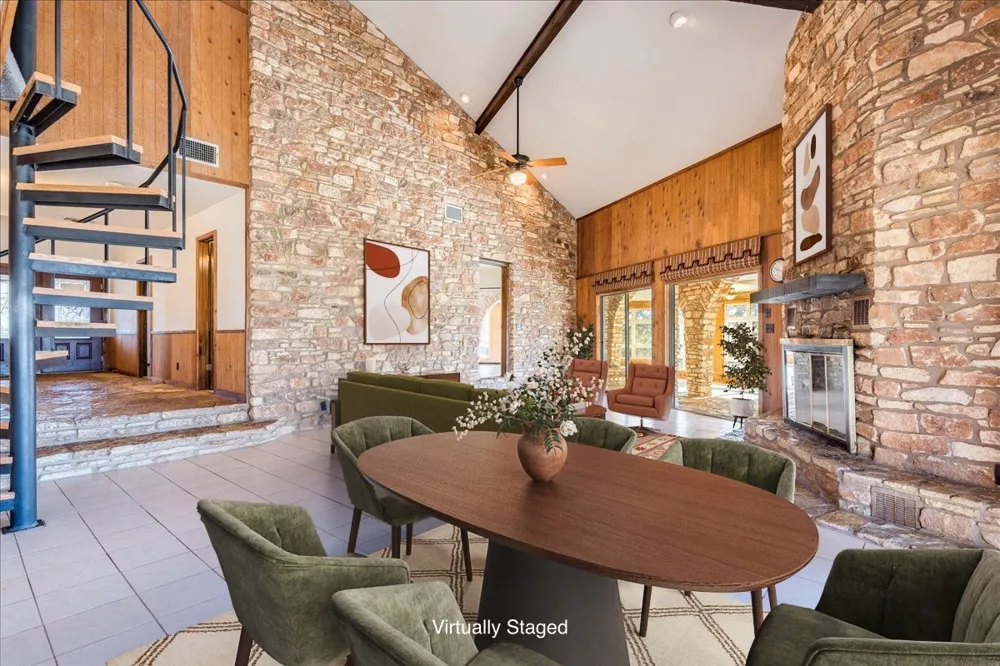 9763 Ranch Road 1623 Blanco, TX 78606