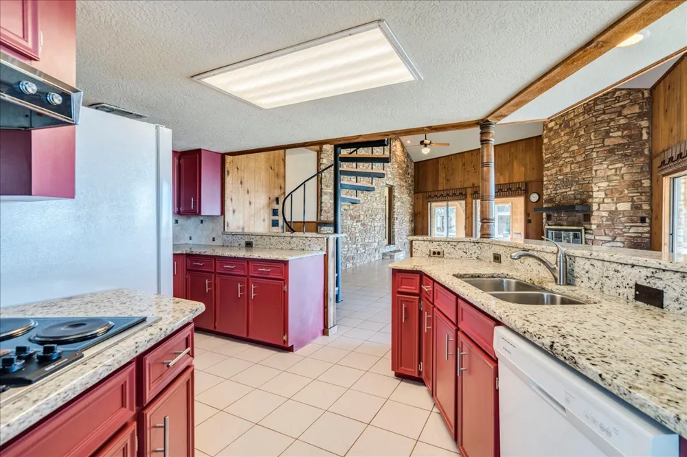9763 Ranch Road 1623 Blanco, TX 78606