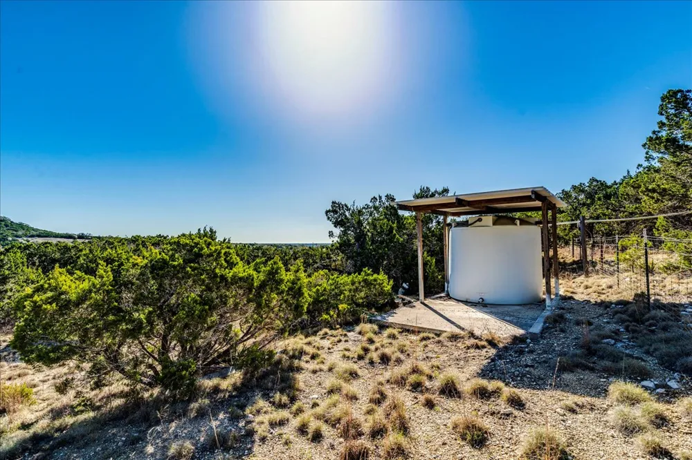 9763 Ranch Road 1623 Blanco, TX 78606