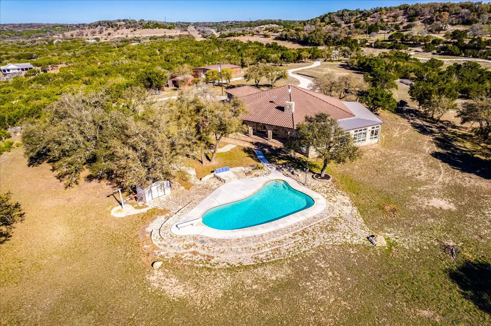 9763 Ranch Road 1623 Blanco, TX 78606