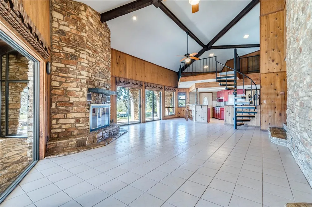 9763 Ranch Road 1623 Blanco, TX 78606