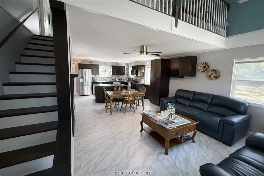40 Hawaii Lane Hilltop Lakes, TX 77871
