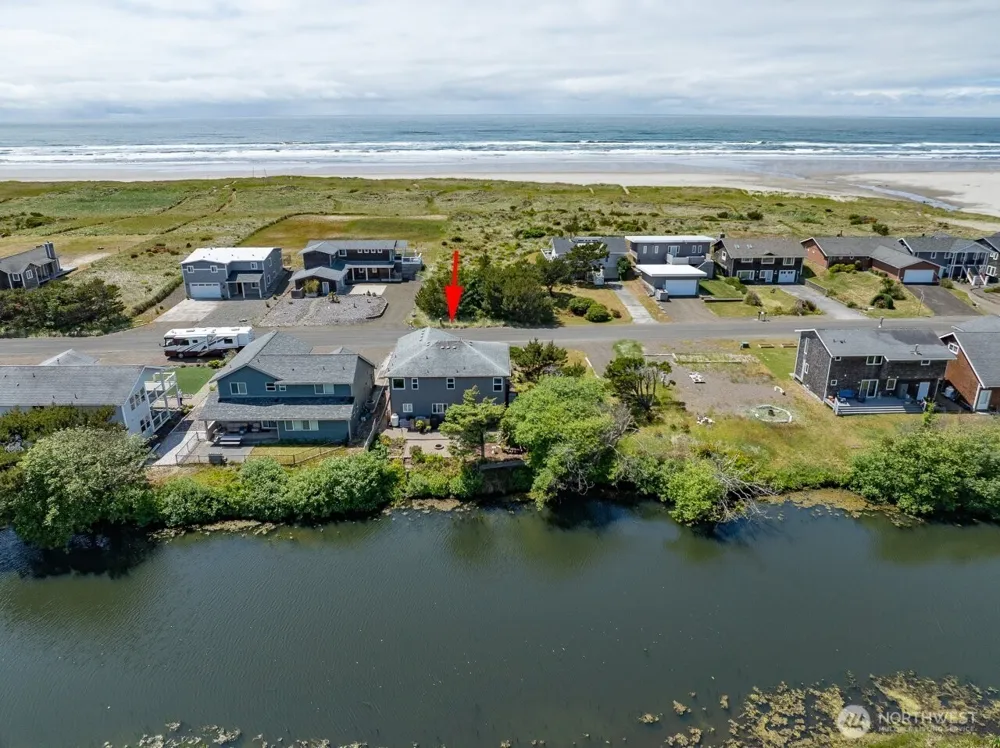 32500 G St Ocean Park, WA 98640