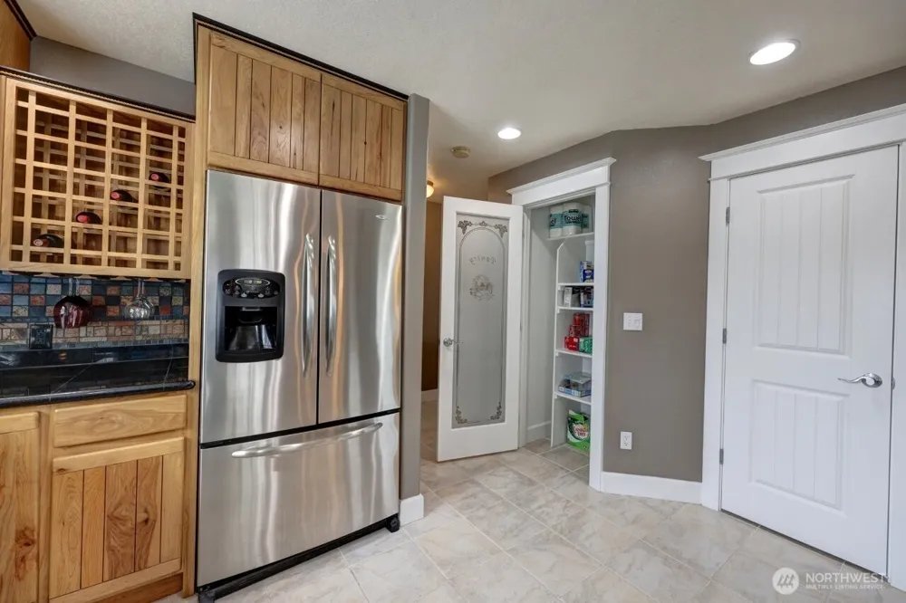 32500 G St Ocean Park, WA 98640