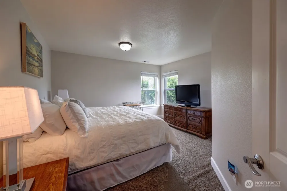 32500 G St Ocean Park, WA 98640
