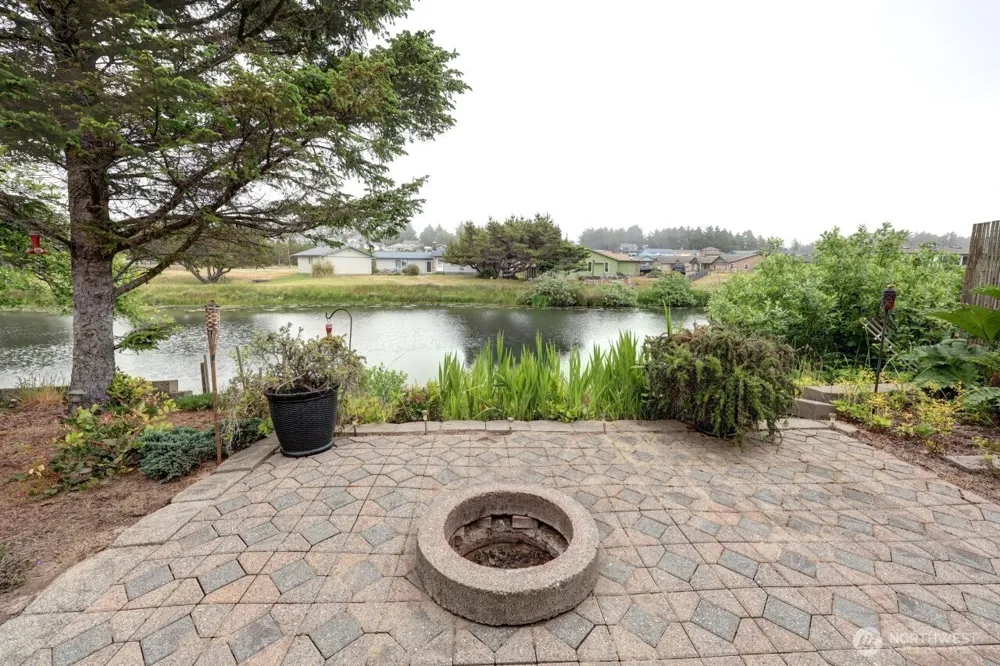 32500 G St Ocean Park, WA 98640