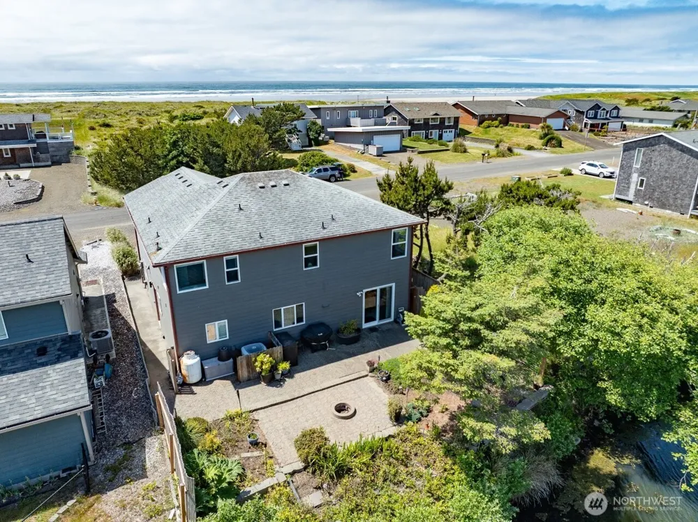 32500 G St Ocean Park, WA 98640
