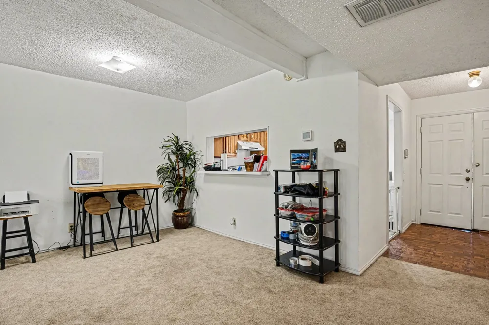 237 Shady Lane Drive Fort Worth, TX 76112
