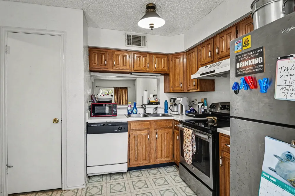237 Shady Lane Drive Fort Worth, TX 76112