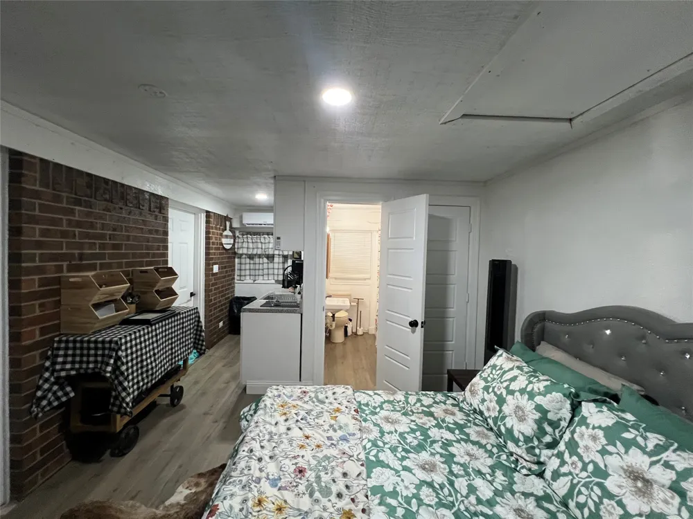 200 33rd Street Mineral Wells, TX 76067