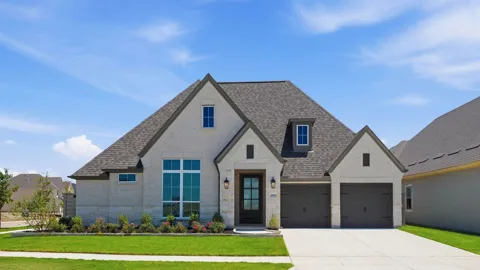 10001 Sagehawk Drive