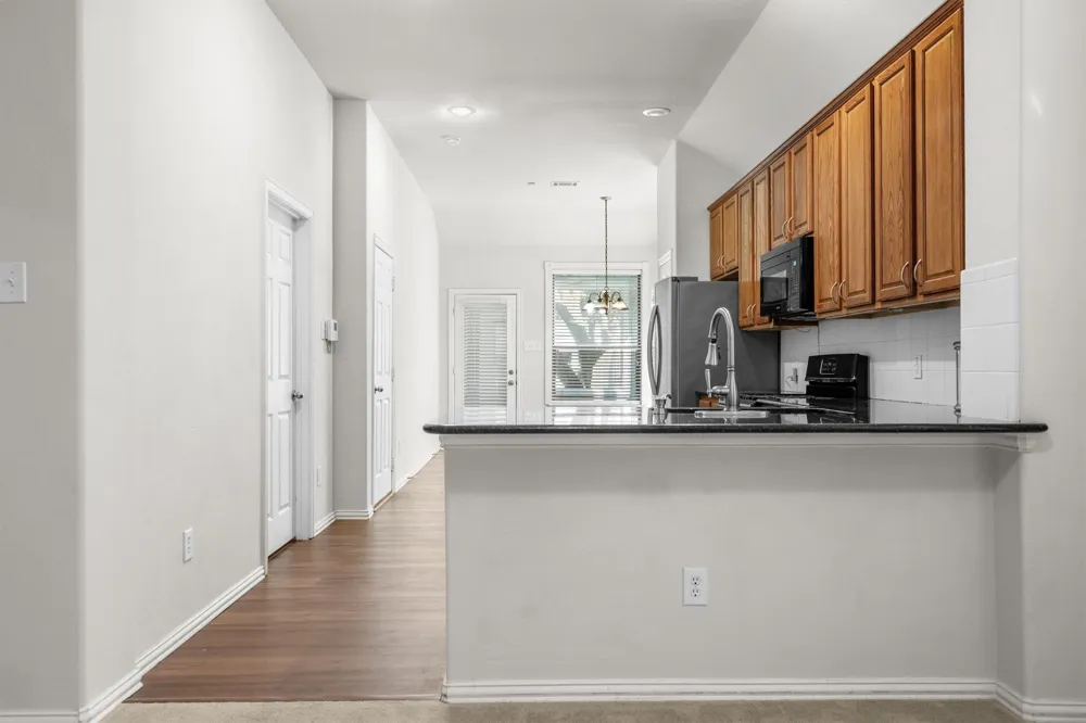 1008 Grey Fox Drive Savannah, TX 76227