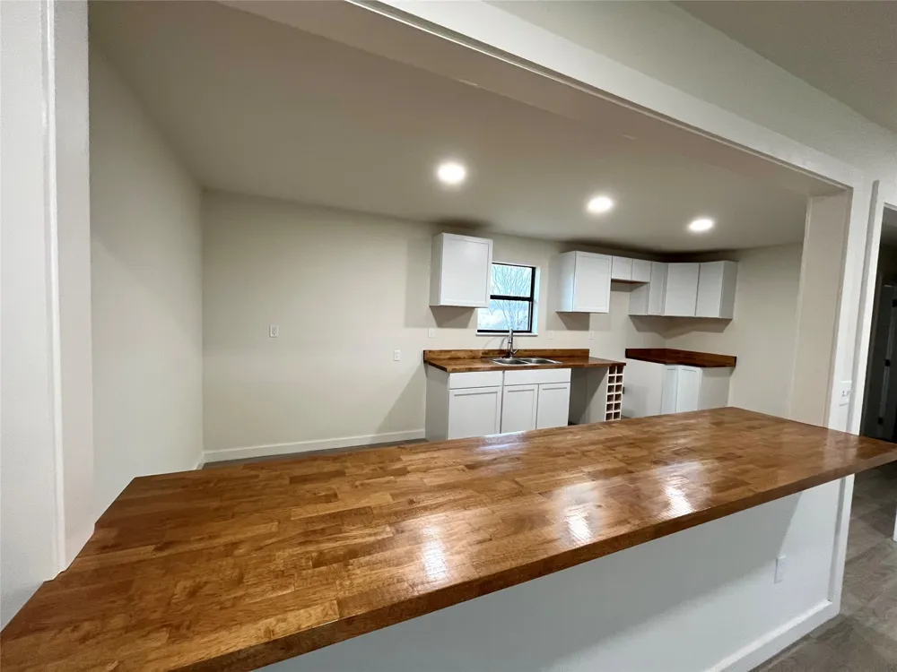 4870 Hwy 67 Comanche, TX 76442
