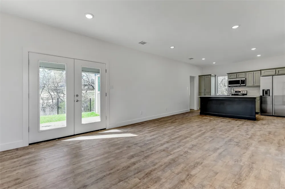3260 Crawford #401 Denison, TX 75020