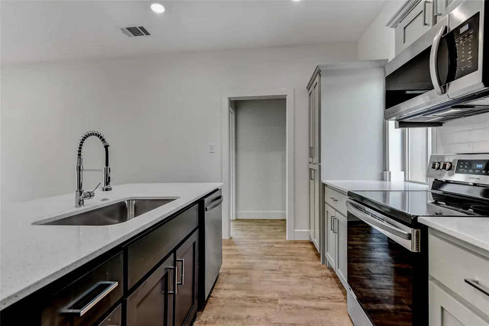3260 Crawford #401 Denison, TX 75020
