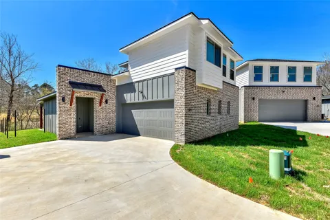 3260 Crawford #401