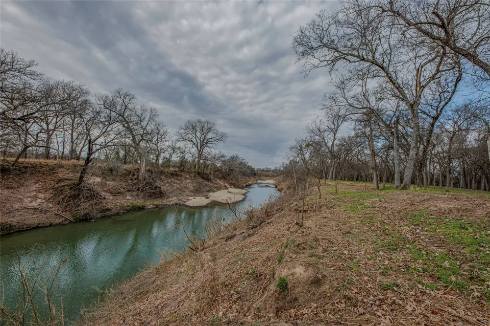 377 County Road 2530 Meridian, TX 76665