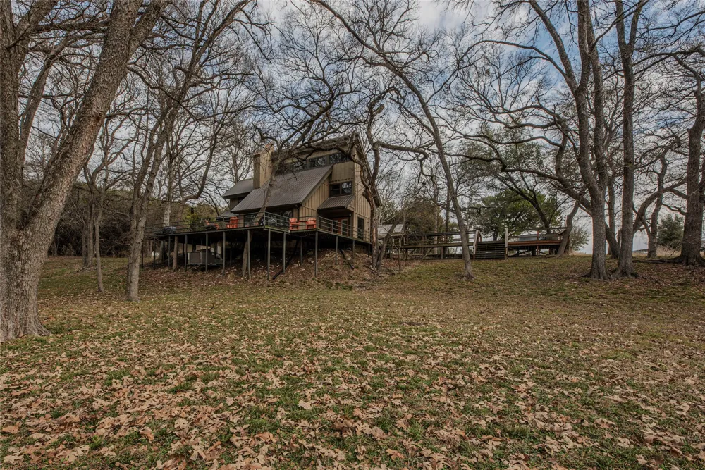377 County Road 2530 Meridian, TX 76665