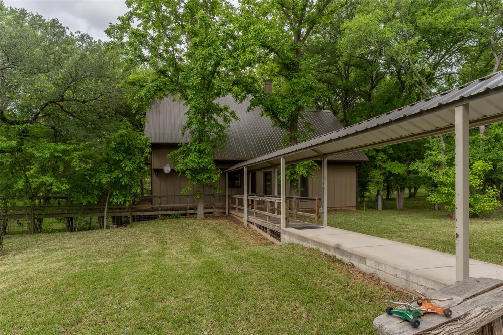 377 County Road 2530 Meridian, TX 76665