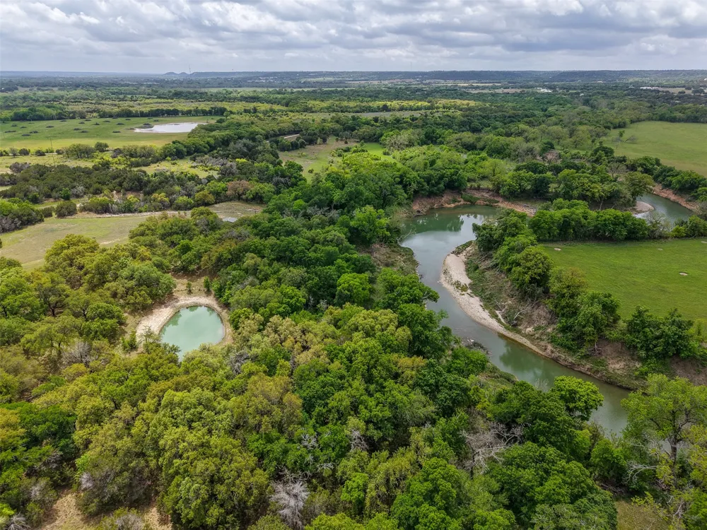 377 County Road 2530 Meridian, TX 76665