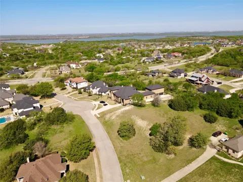 2617 Whispering Oaks Cove