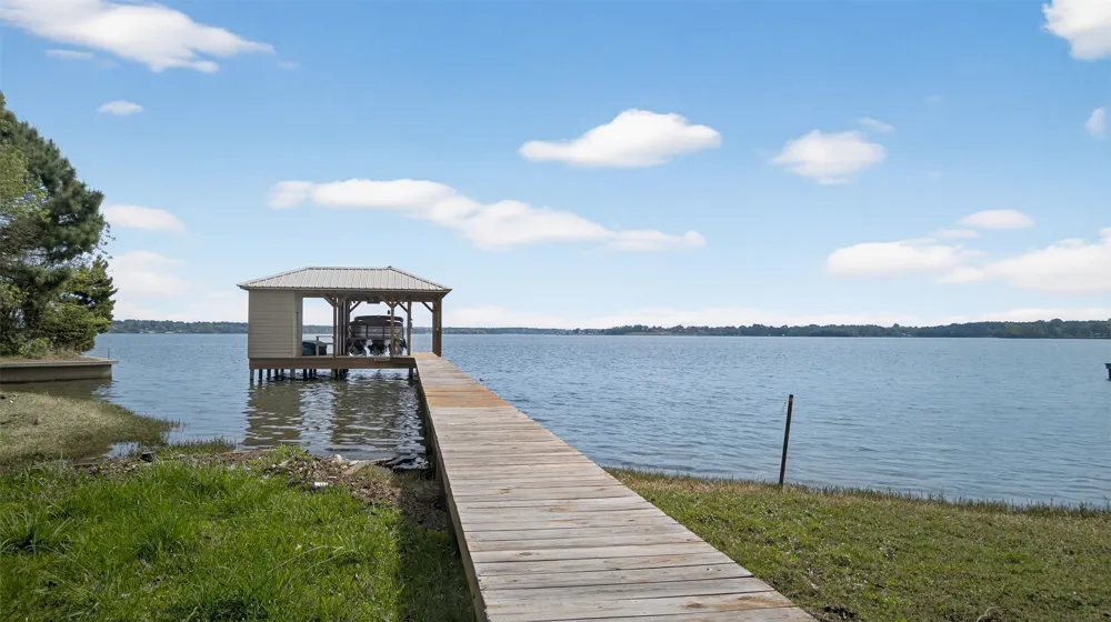 10227 County Road 4101 Frankston, TX 75763