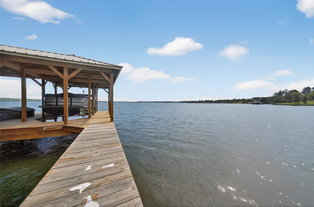 10227 County Road 4101 Frankston, TX 75763