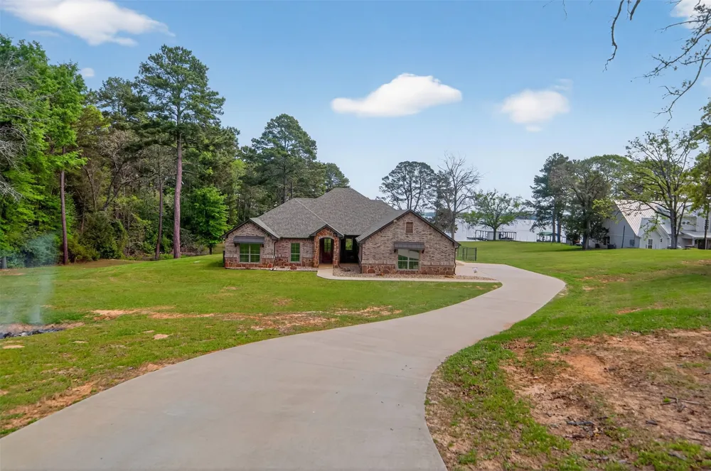 10227 County Road 4101 Frankston, TX 75763