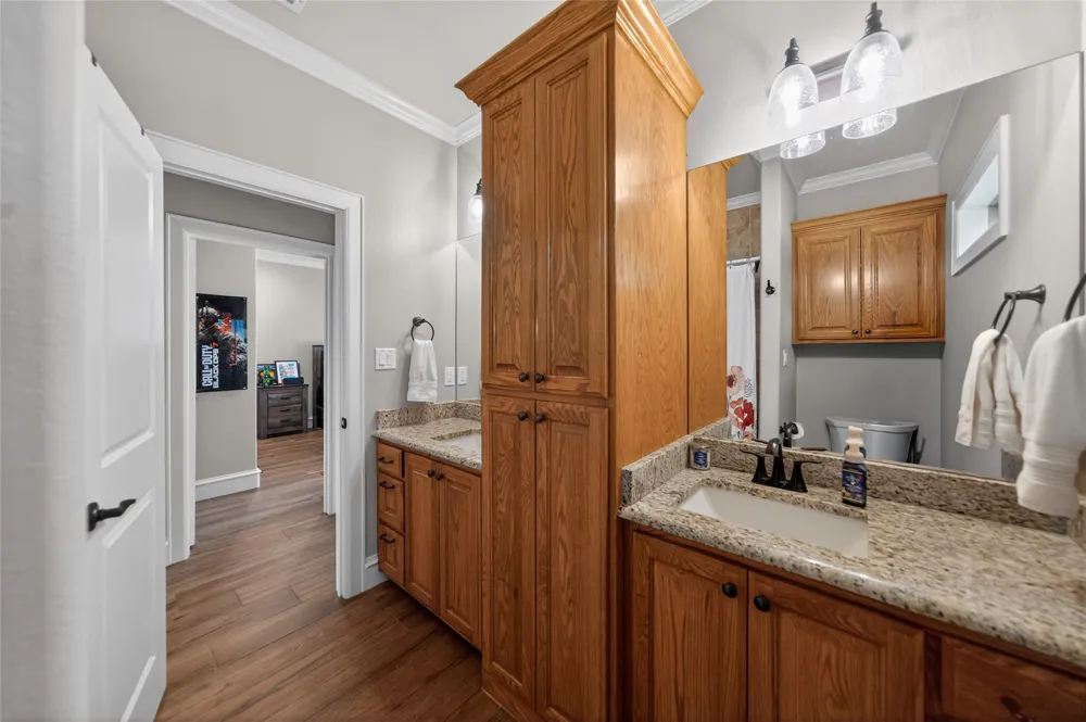 10227 County Road 4101 Frankston, TX 75763