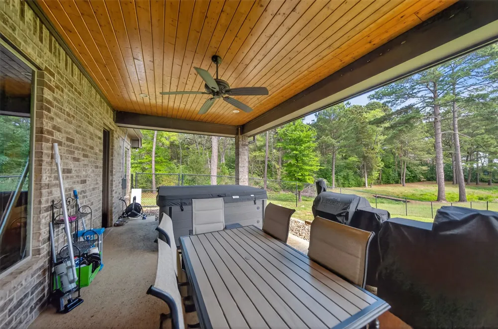 10227 County Road 4101 Frankston, TX 75763