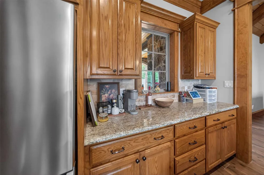 10227 County Road 4101 Frankston, TX 75763