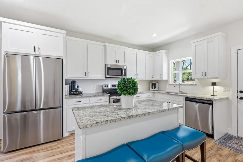 2408 Garden Drive Dallas, TX 75215