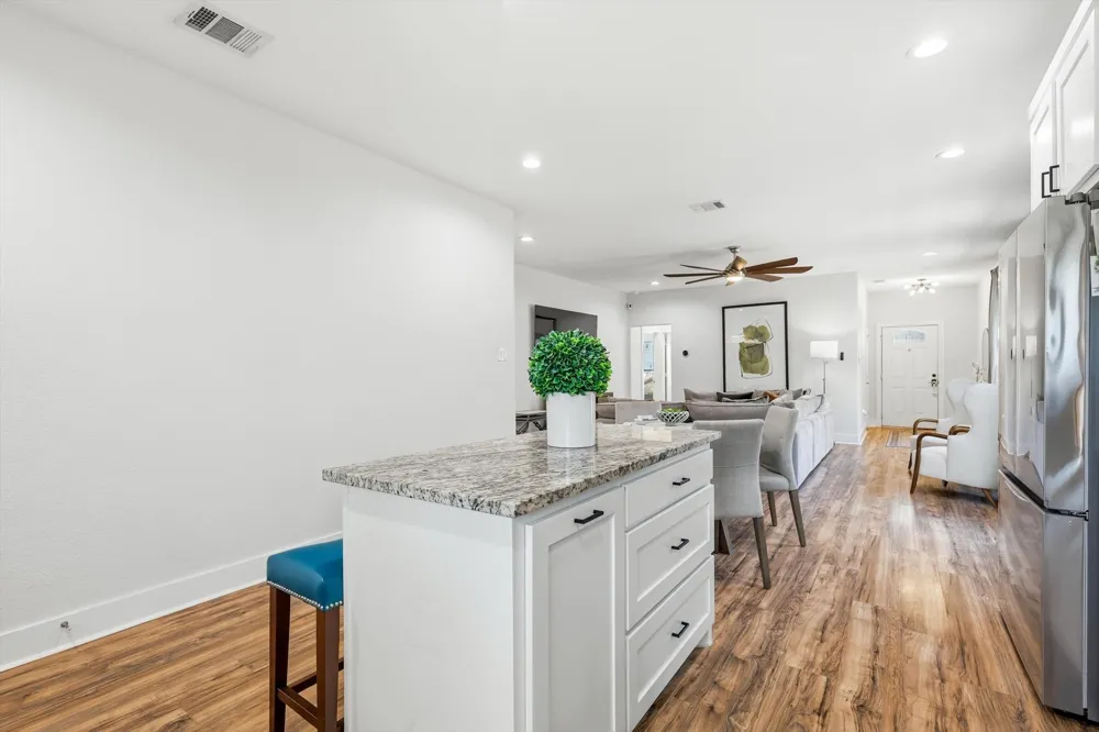 2408 Garden Drive Dallas, TX 75215