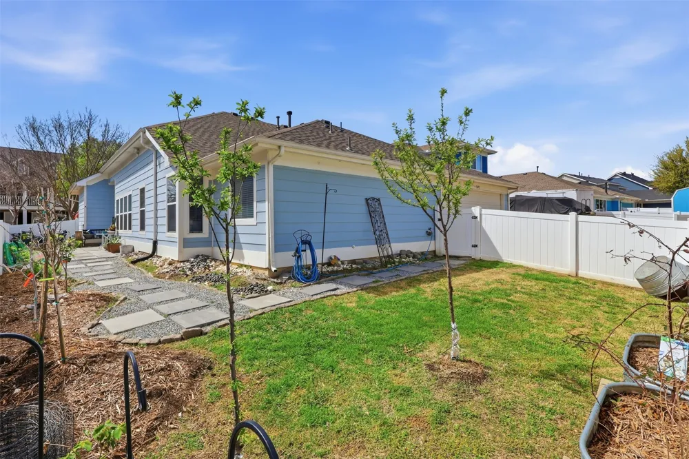 1505 Carriage Lane Savannah, TX 76227