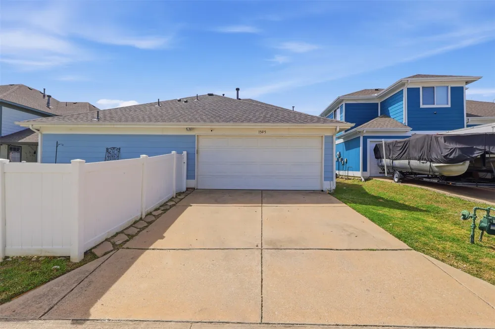1505 Carriage Lane Savannah, TX 76227
