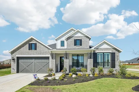 2264 Emerald Drive