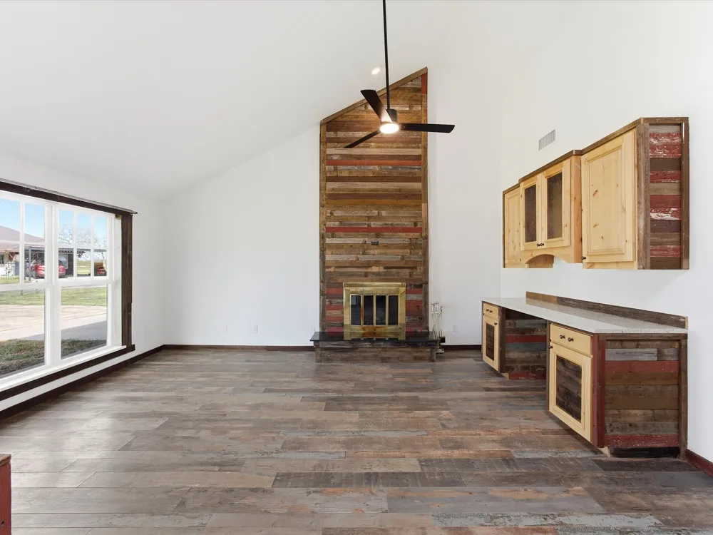 116 County Road 1559 Alba, TX 75410
