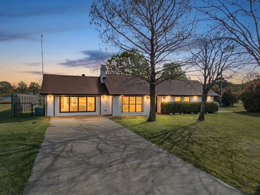 116 County Road 1559 Alba, TX 75410
