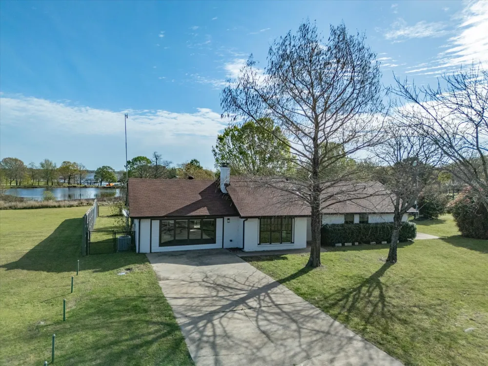 116 County Road 1559 Alba, TX 75410