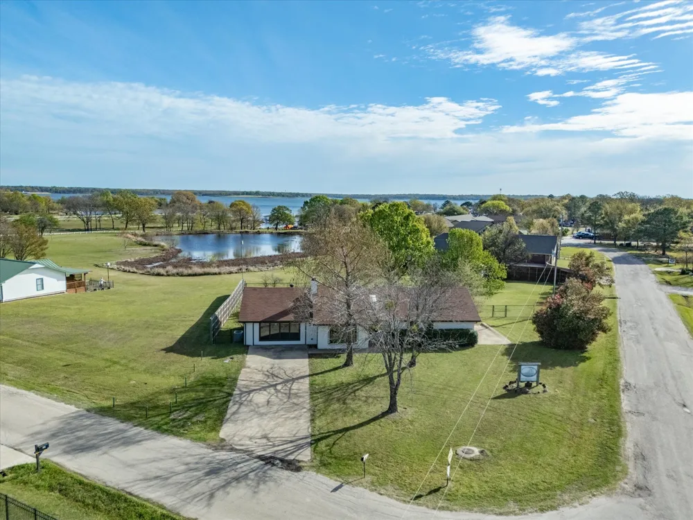 116 County Road 1559 Alba, TX 75410