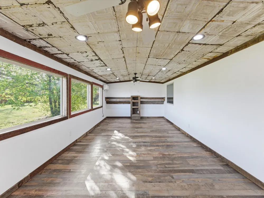 116 County Road 1559 Alba, TX 75410
