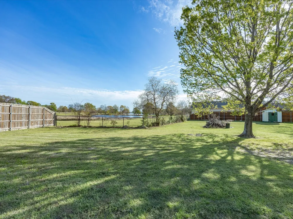 116 County Road 1559 Alba, TX 75410