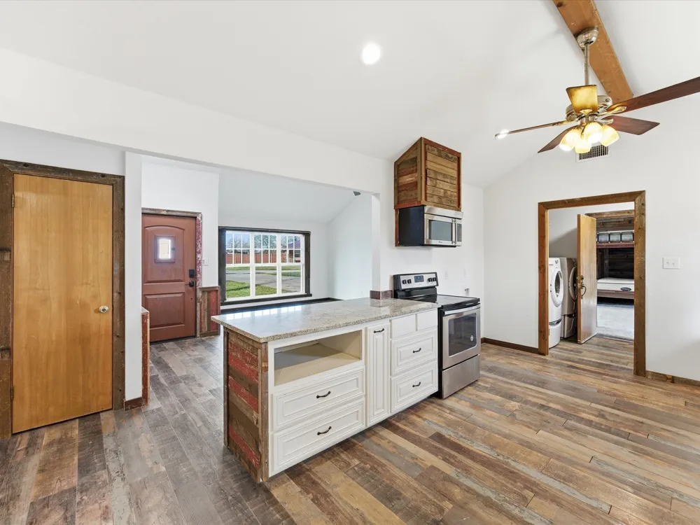 116 County Road 1559 Alba, TX 75410