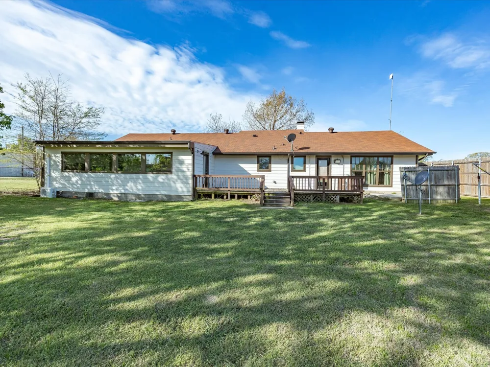 116 County Road 1559 Alba, TX 75410
