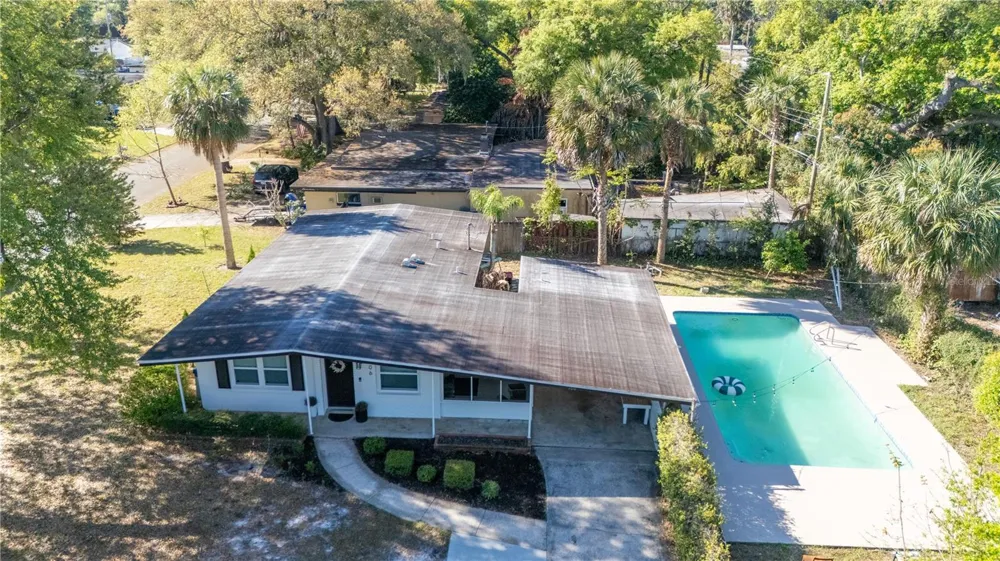 106 E JINKINS CIRCLE Sanford, FL 32773
