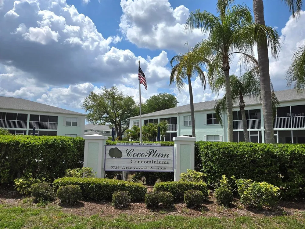 5725 GREENWOOD AVENUE #5201 North Port, FL 34287