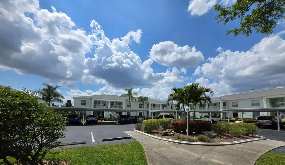 5725 GREENWOOD AVENUE #5201 North Port, FL 34287